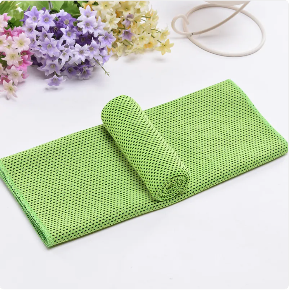 ChillPaw™ Quick-Dry Cooling Towel – Instant Relief Anywhere