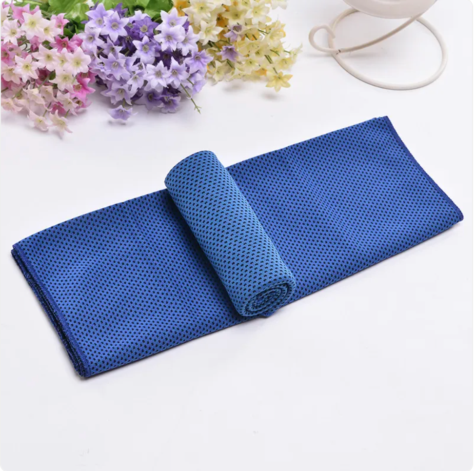 ChillPaw™ Quick-Dry Cooling Towel – Instant Relief Anywhere